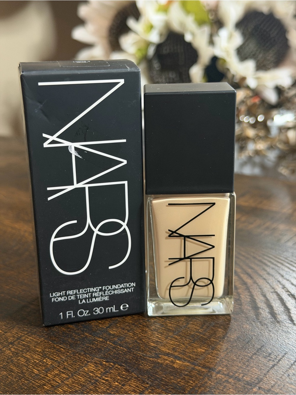 L2 Gobi-NARS Light Reflecting Foundation - (1 fl oz)